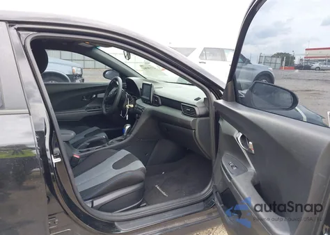 2019 Hyundai Veloster 2.0 from USA, damaged, VIN KMHTG6AF4KU010391